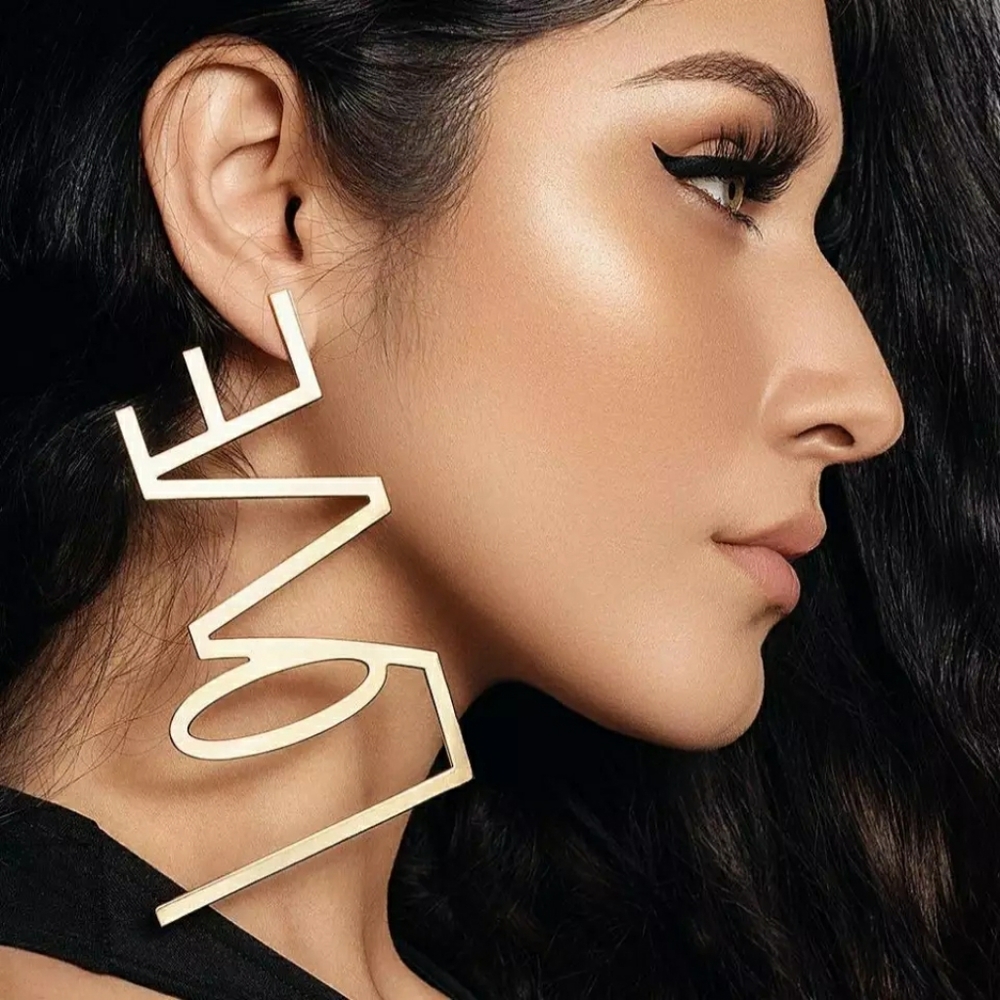💋LOVE ACRYLIC MIRROR GOLD LOVE EARRINGS!!!